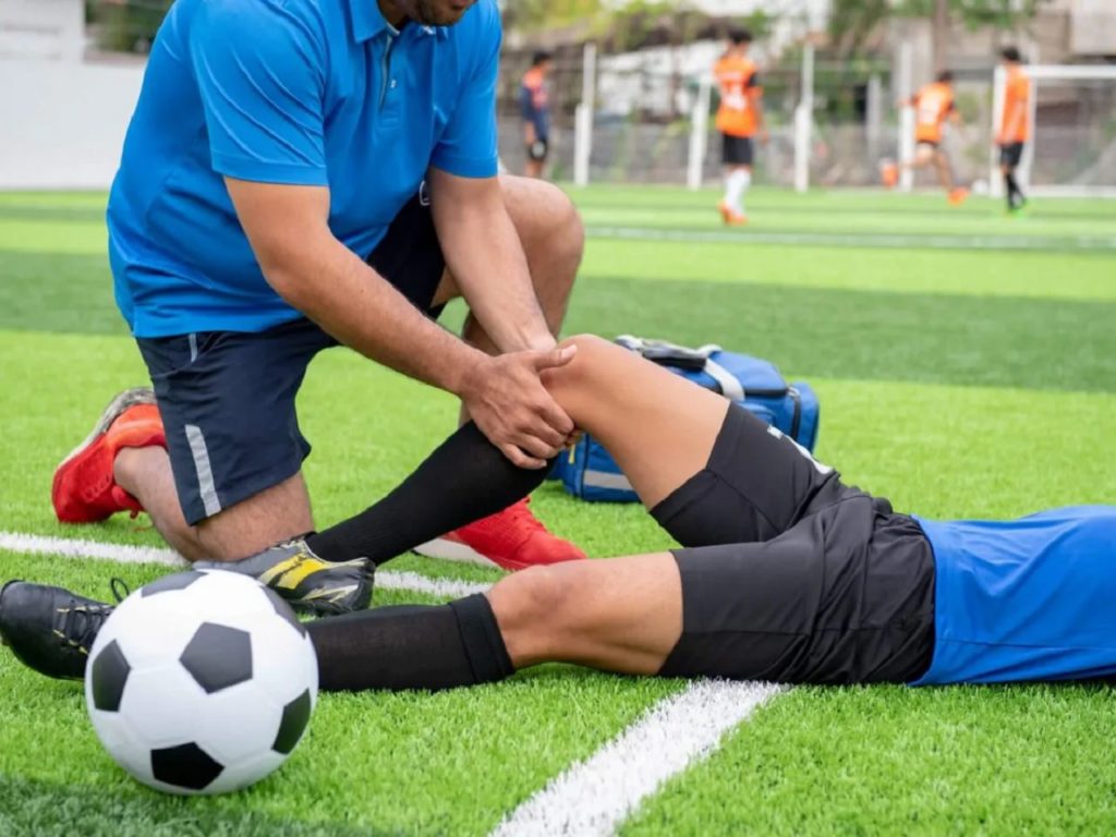 Soccer Injuries – 10 Power Moves to Prevent and Dominate the Field!